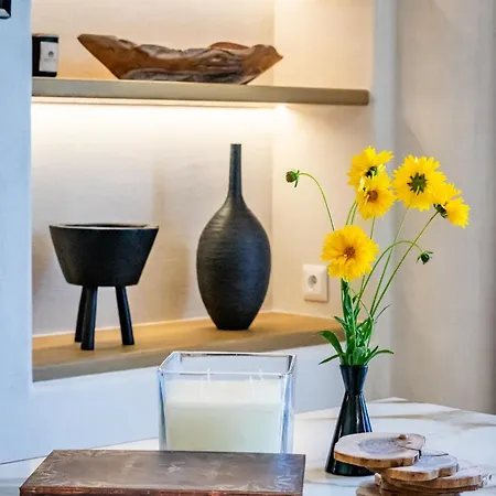 The Amber Hideaway Apartment