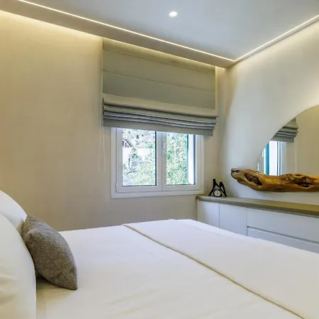 The Amber Hideaway Apartment *
